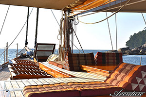 Front deck